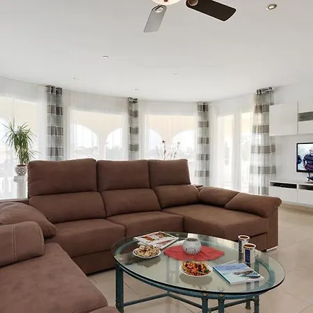 Sleeps 10 Pool Air Con Wifi * Calpe